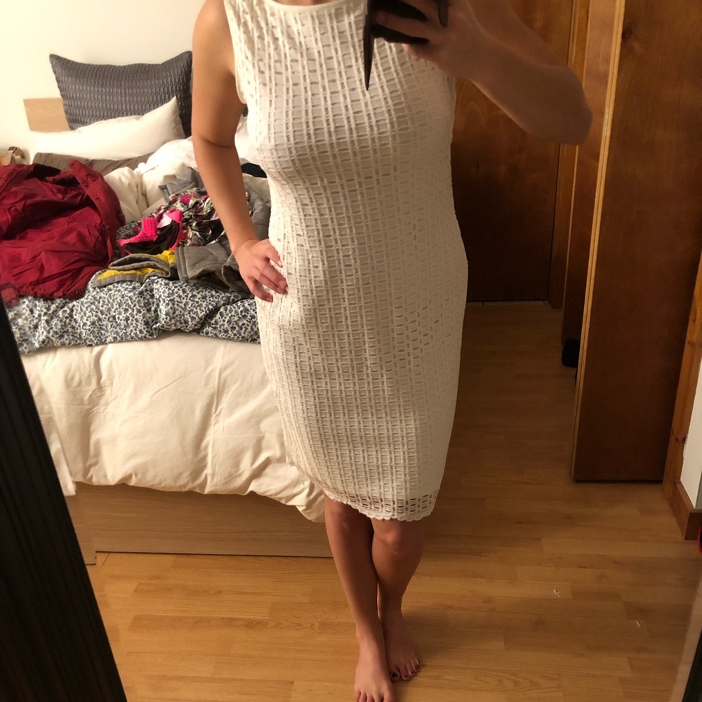 Size 6- white eyelet dress- knee length